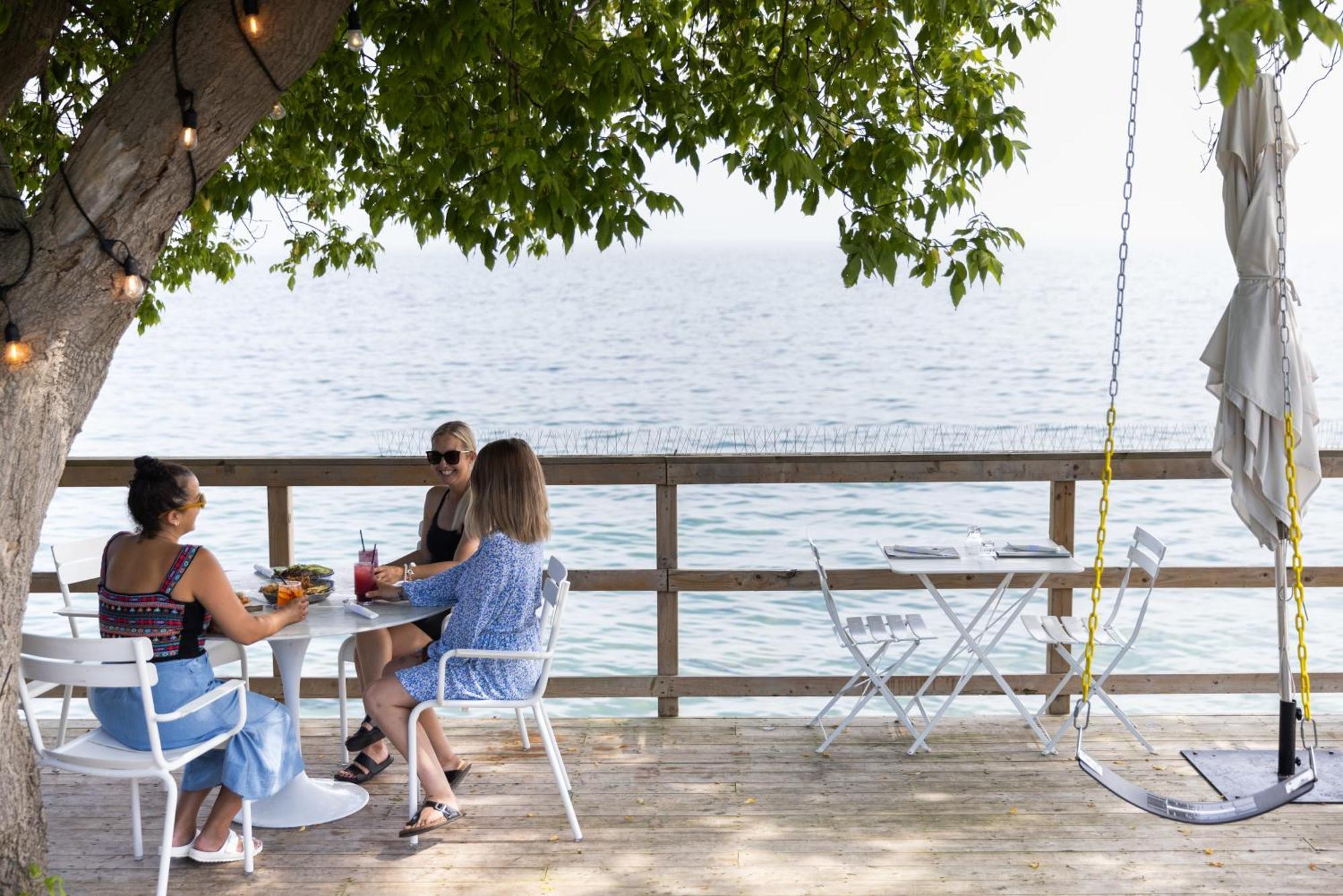 The Lakeside Prince Edward County Веллінґтон Екстер'єр фото