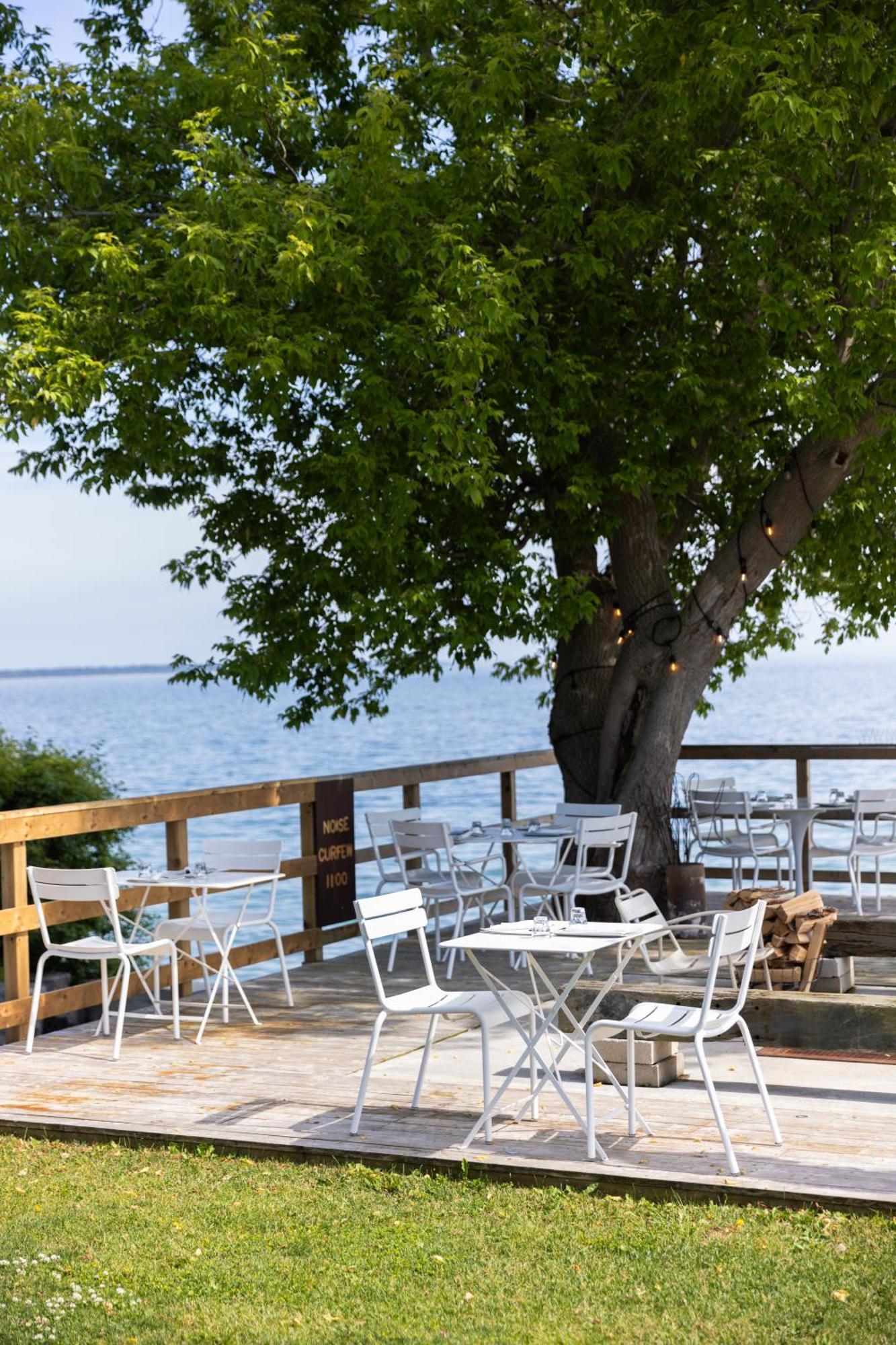 The Lakeside Prince Edward County Веллінґтон Екстер'єр фото